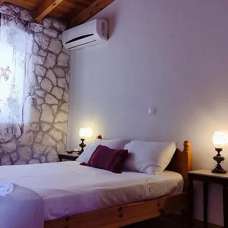 Tatil Evi το λαϊνάκι By Fox Tale Fternon